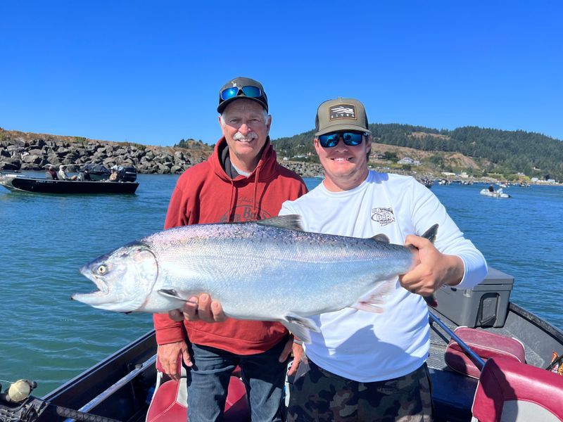 King Salmon Fishing Trip in Sacramento River (2024 King salmon season (probably closed ). 